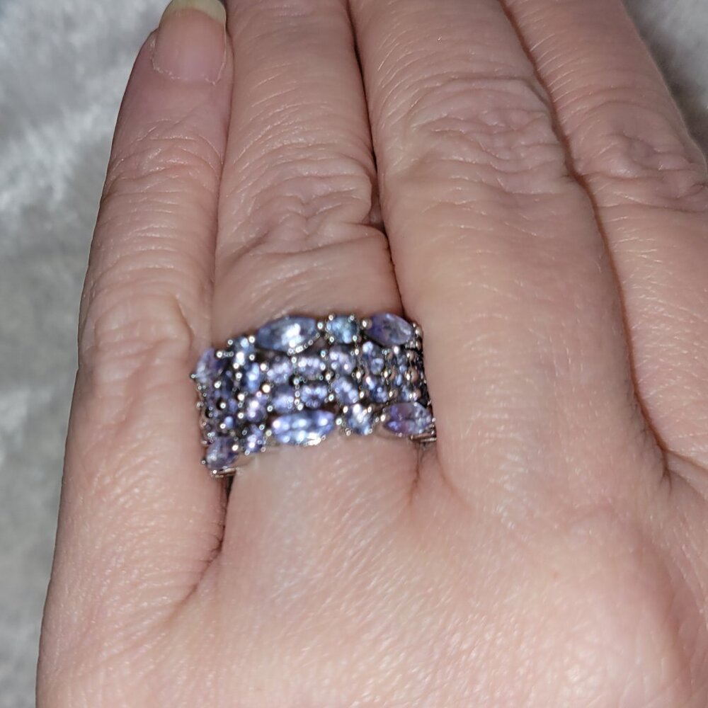 Tanzanite Ring Sz 6 in 925 Silver